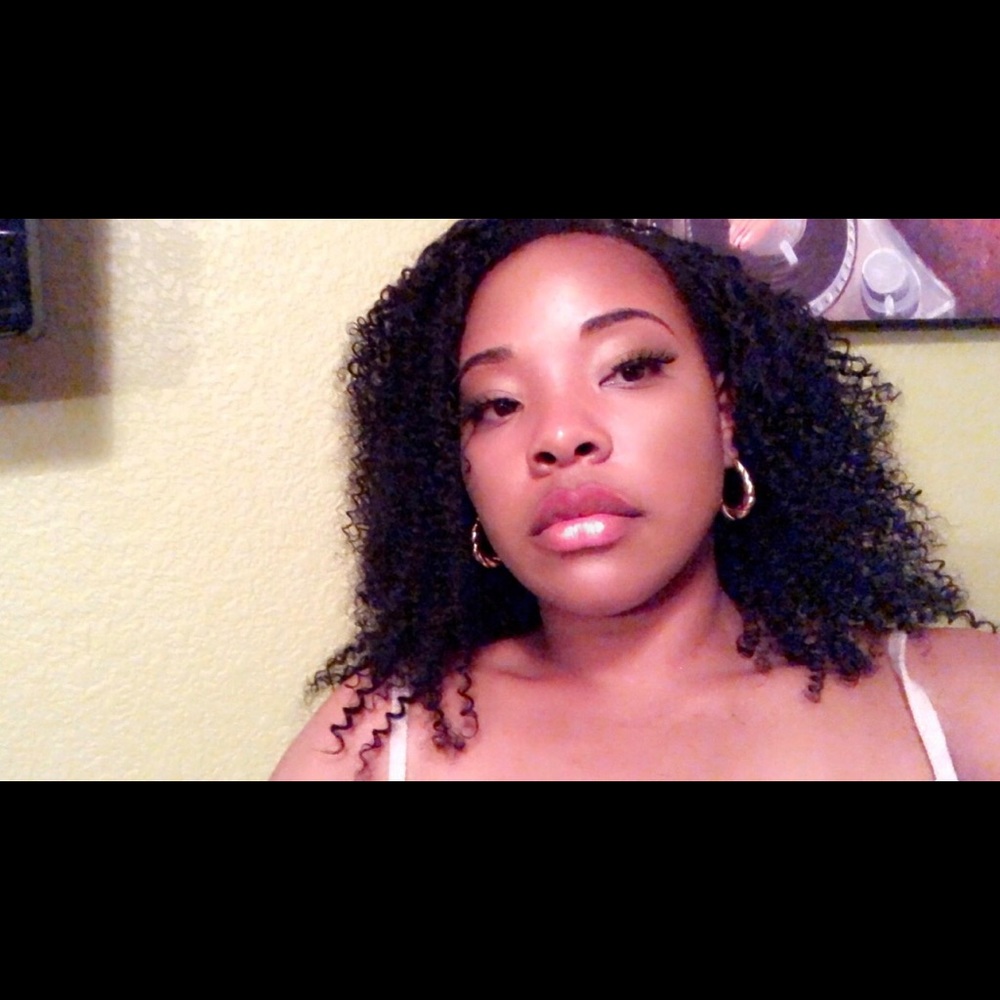 Meet your Posher, Thaylore